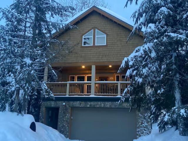 141 Kearny Dr, Snoqualmie Pass, WA 98068 | MLS #2461