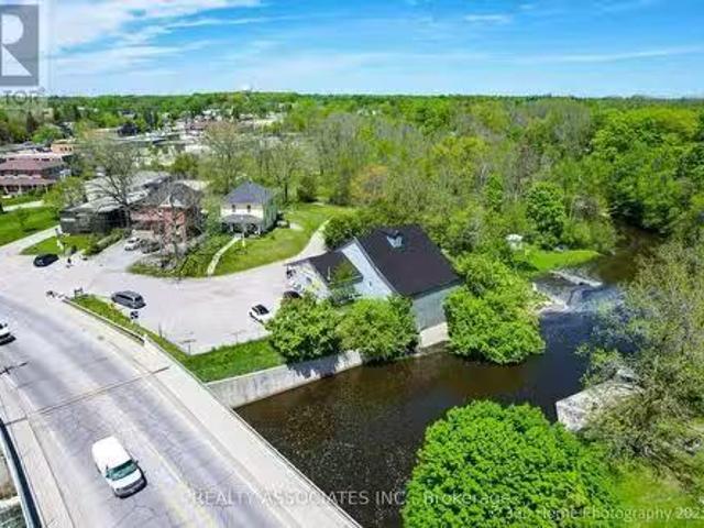 141 High Street, Georgina, ON, L0E 1R0 commercial for sale.