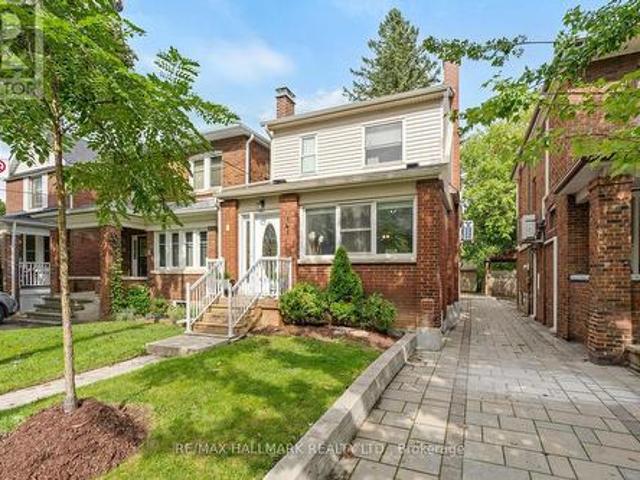 141 Humbercrest Boulevard, Toronto, ON, M6S 4L4 house for sale | Listing ID W13811 | Royal LePage