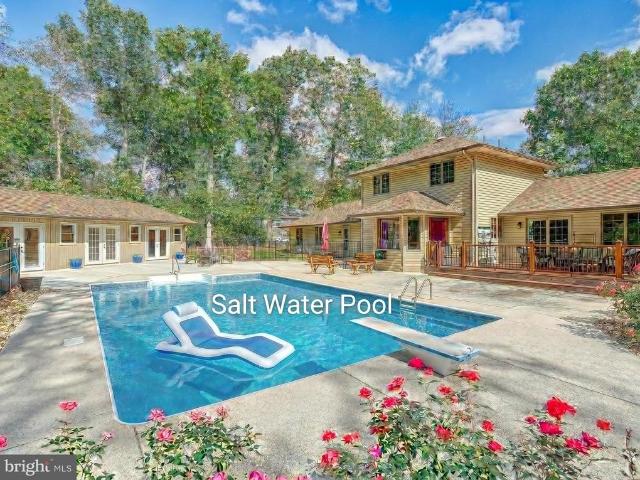 141 Lake Meade Drive