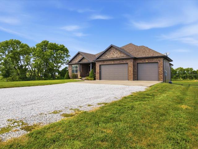 141 Lilac Lane