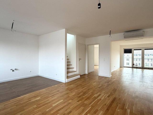 141 m² Maisonette im Dach | 3 Min. zur U6 | Nähe Volksoper — 1180 Wien