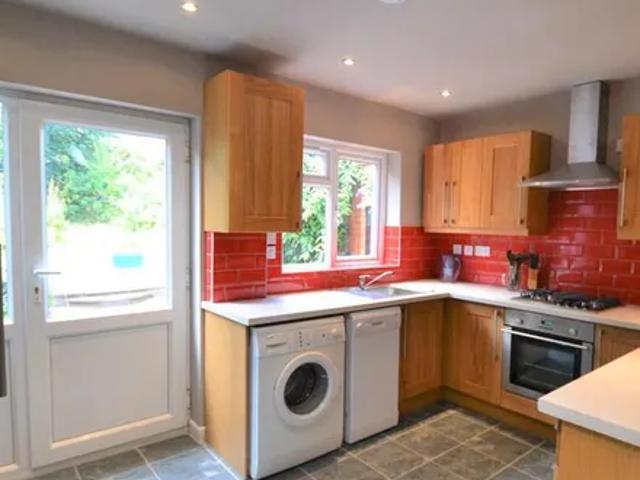 141 Milner Road, Stirchley, B29 7RG, United Kingdom | 5 bed townhouse for rent #134813974 | Rentberry