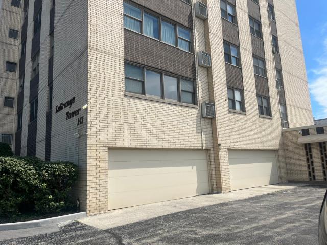 141 N La Grange Road # 802