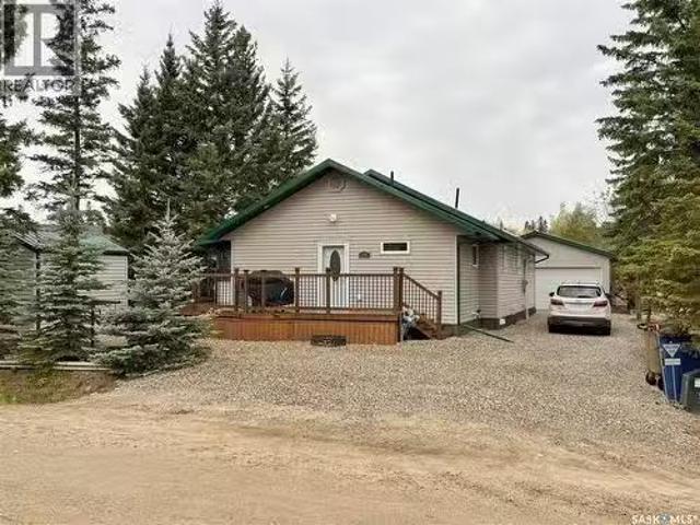 141 North Shore Road, Chitek Lake, SK, S0J 0L0 house for sal.