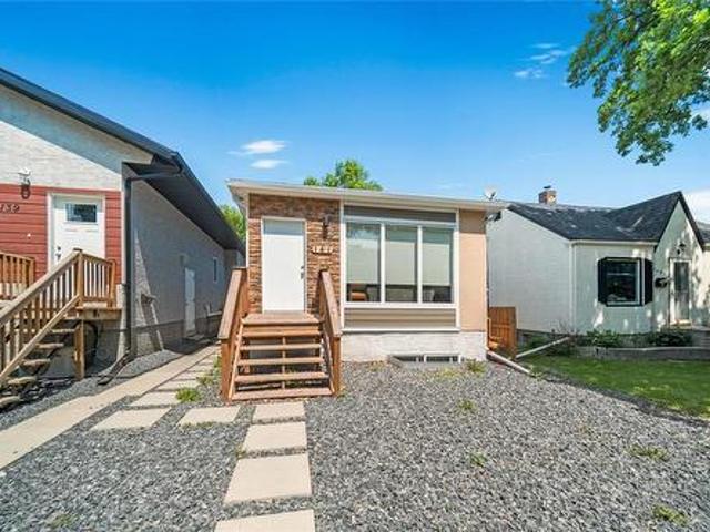 141 Pilgrim Avenue, Winnipeg, MB, R2M 0L6 house for sale | Listing ID 202615 | Royal LePage
