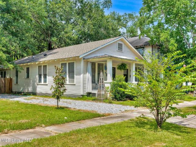 141 W 5th Street