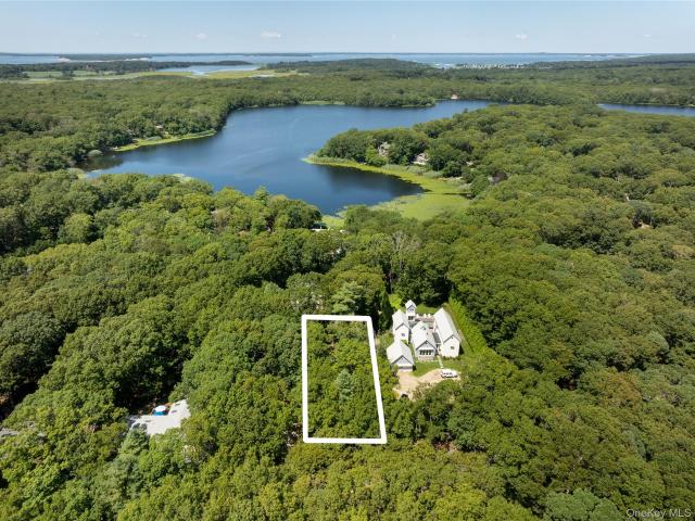 141 W Neck Road