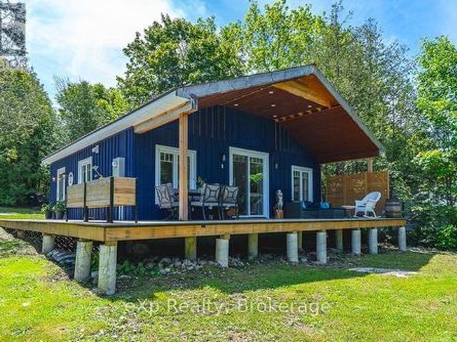 141 Wilson Drive, Georgian Bluffs, ON, N0H 2T0 house for sale | Listing ID X13464 | Royal LePage