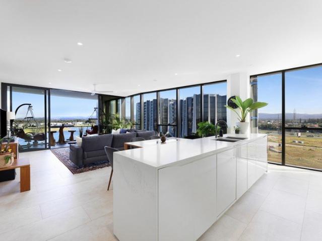 141sqm Apartment at The Lanes with 2 Bedrooms + MPR