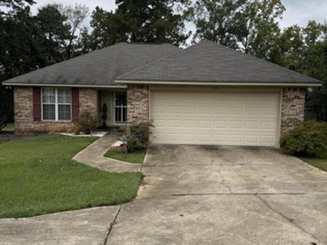 1424 NE 1st Ave, Magee, MS 39111
