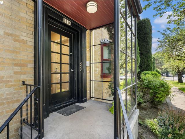 1424 NE 21ST AVE # 20