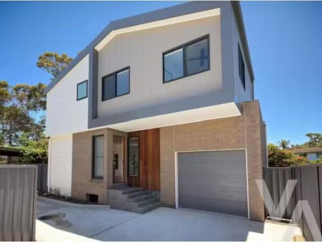 1/424 Glebe Road, Hamilton South House for rent Listed by Elo.