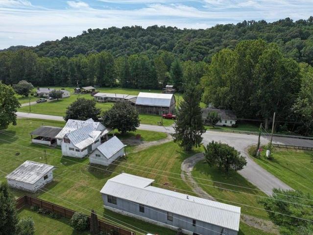1425 Jasper Rd, Piketon, OH 45661