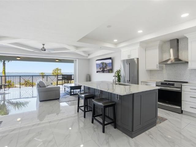 1425 Park Beach Cir, Unit 124, Punta Gorda, FL 33950 | MLS #C7523
