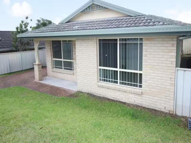 14/26 Baurea Close, Edgeworth Apartment for rent Listed by Pr.