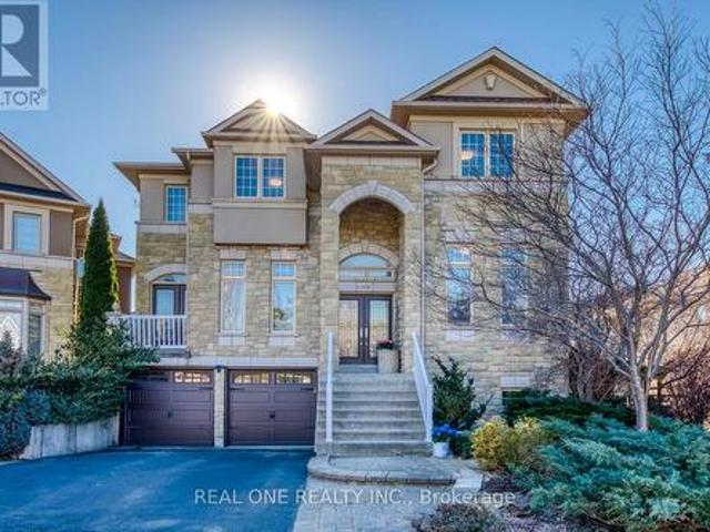 1426 Redwing Court, Oakville, ON, L6M 5E6 house for sale | Listing ID W13846 | Royal LePage