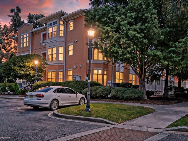1426 Telfair Way