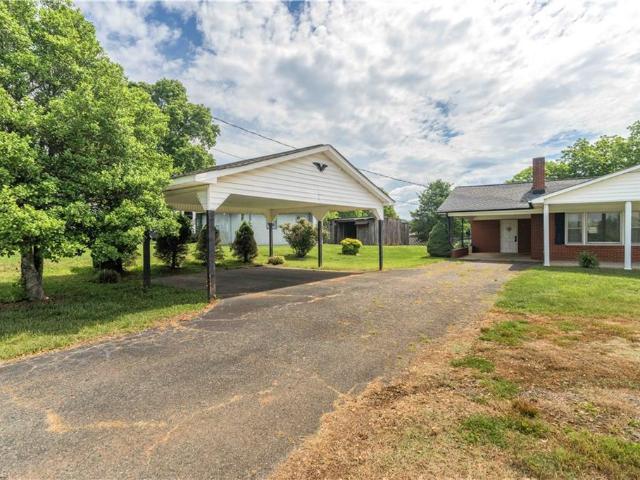 1427 Reeves Mill Road