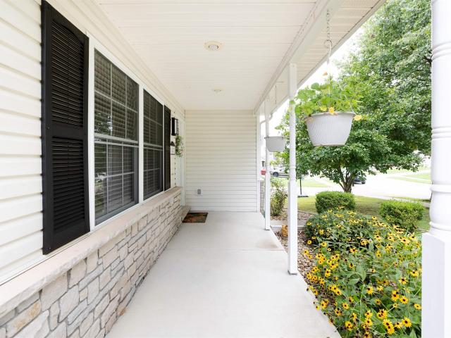 1427 W Adams Hill Circle