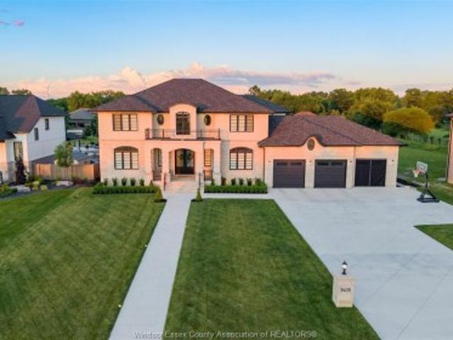 1428 Mullins, Lakeshore, ON, N0R 1V0 house for sale | Listing ID 26015 | Royal LePage