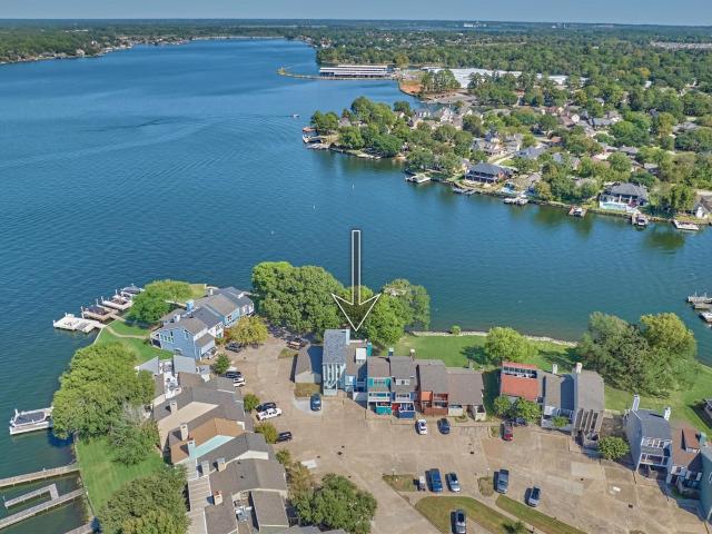 1428 Bowsprit Point