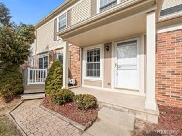 1428 crescent lane