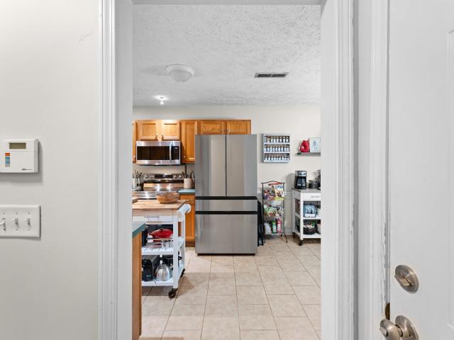 1428 Eastwoods Dr