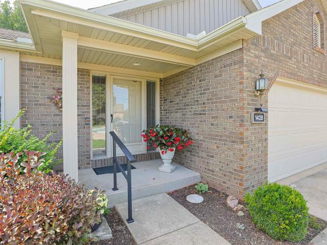 1428 Hampton Circle