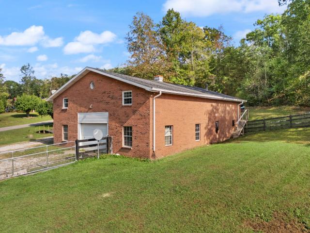 1429 Brush Creek Road