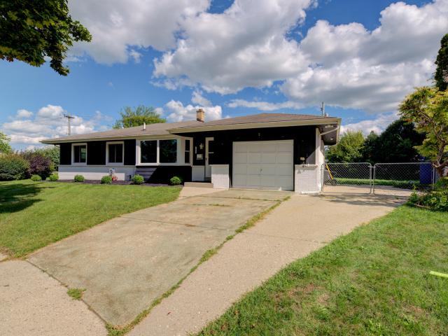 1429 Empire Ct
