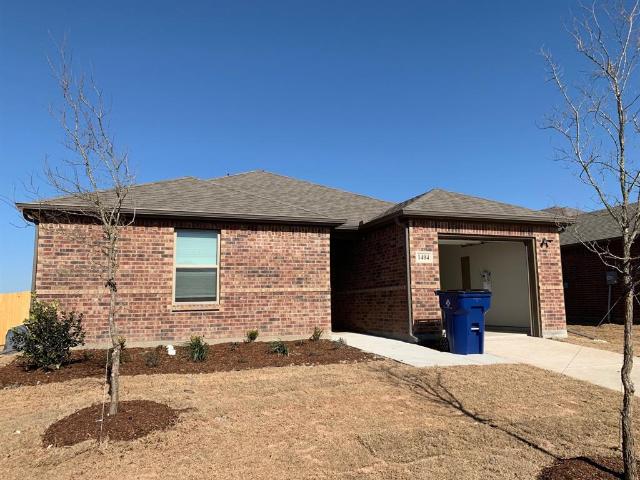 1429 Warringwood Dr, 3 beds, 2 full baths