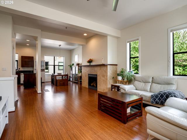 1420 NW 20TH AVE # 505