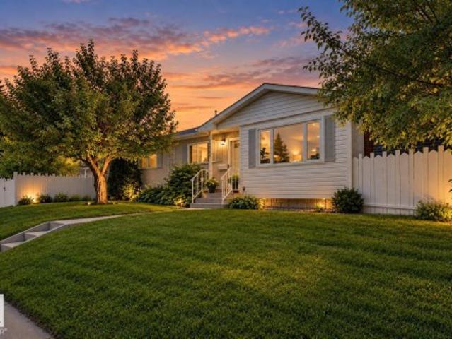 1420 Street Nw, Edmonton, AB, T5A 1P4 house for sale | Listing ID E4507 | Royal LePage