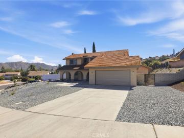 1420 Timberlane