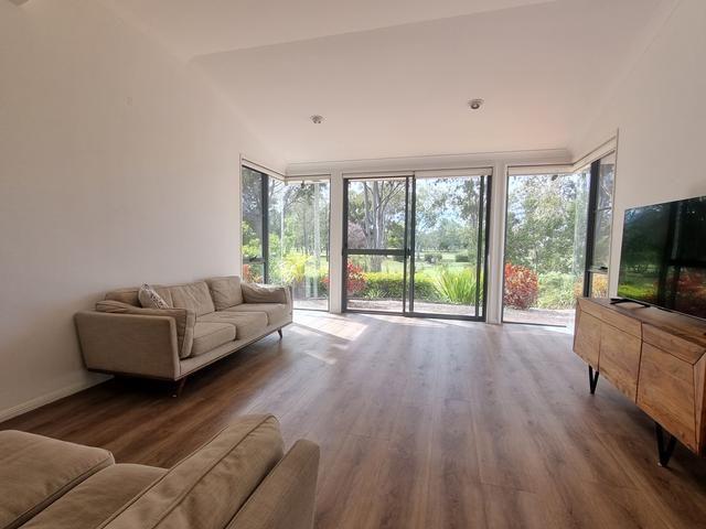 142/125 Santa Cruz Boulevard