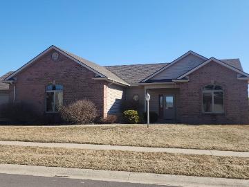 14215 Hawk Stream Cove
