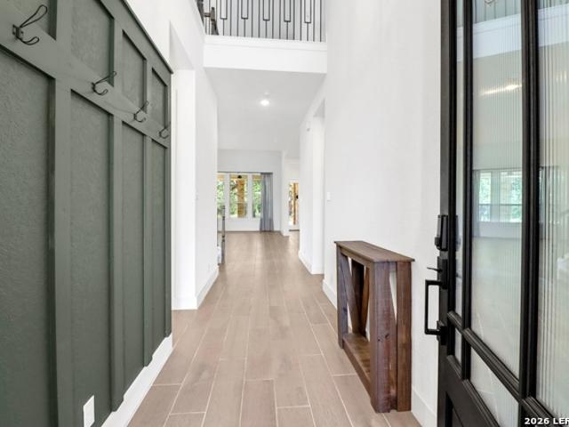 1421 Escarpment