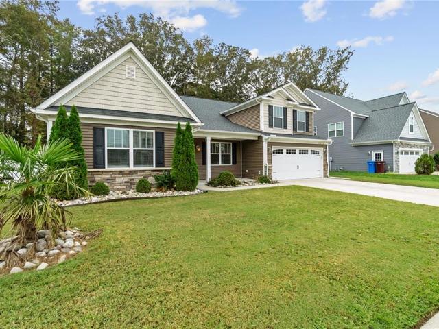 1421 Gemstone LN