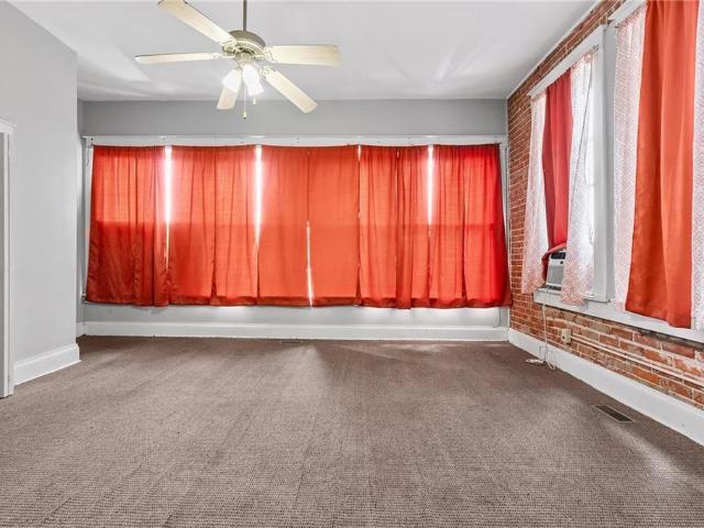 1421 Penn St, Joseph, MO 64503 | MLS #2629