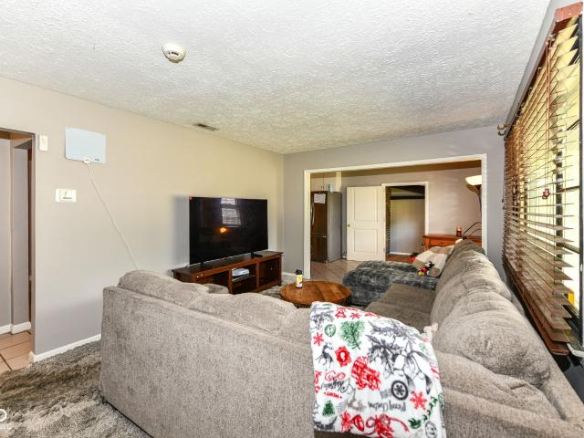 1421 Phillips Drive