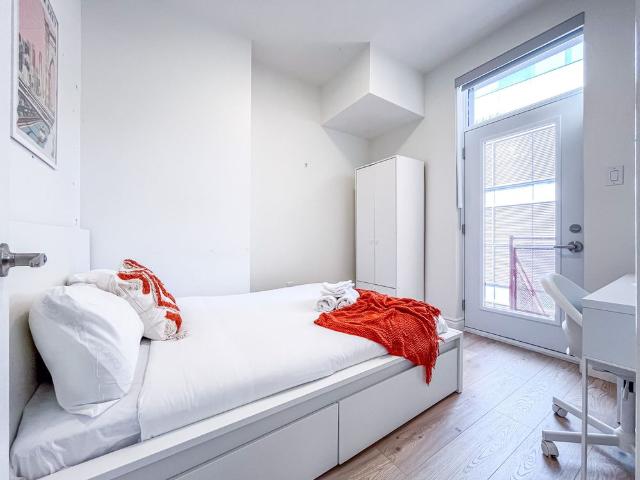 1421 Rue Pierce, Montréal Ville Marie, QC H3H