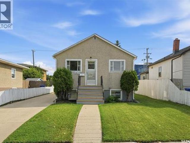 1421 23Rd Street W, Saskatoon, SK, S7L 0B1 house for sale | Listing ID SK044896 | Royal LePage