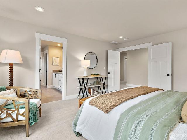 14223 SE 284th Place