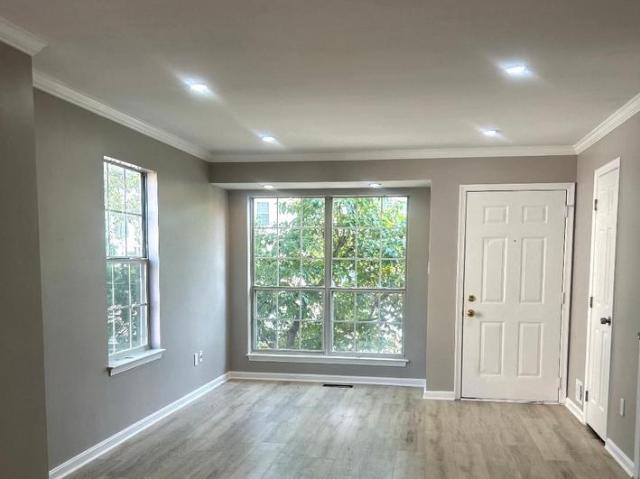 14220 Autumn Circle