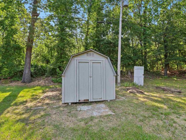 1422 Cedar Terrace