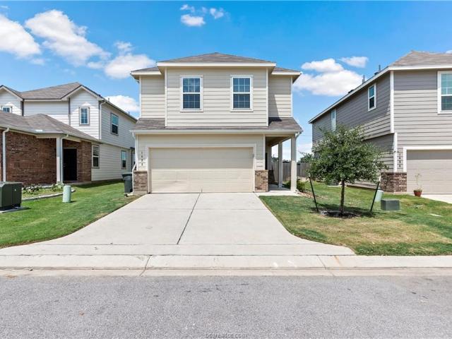 1422 Desire Ln, 3 beds, 3 full baths