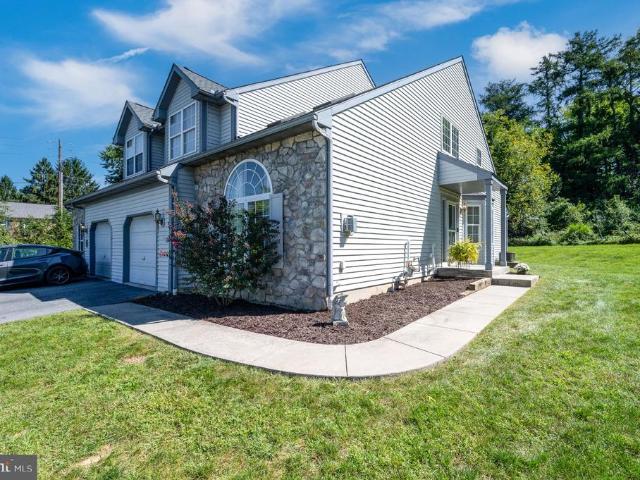 1422 Hillpoint Circle