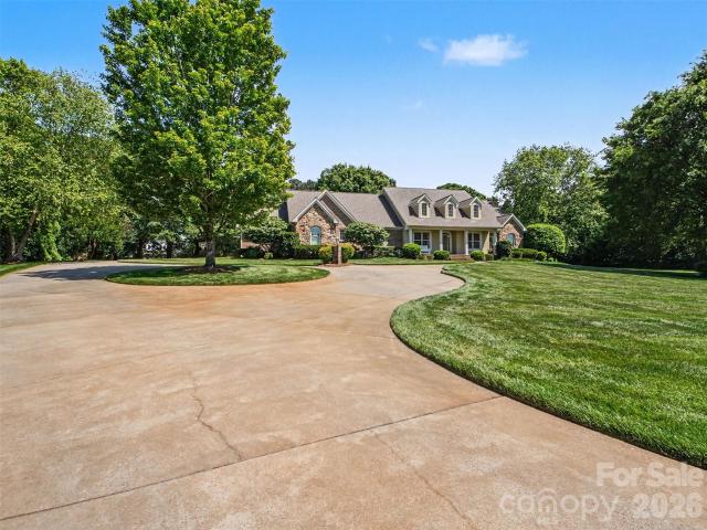 1422 Stone Gate Drive