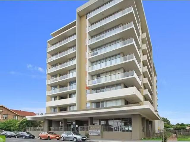 142/30 Gladstone Avenue, WOLLONGONG Apartment for rent Listed.